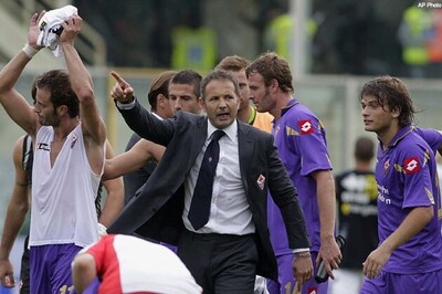 Serie A: Fiorentina edge past Bari 2-1