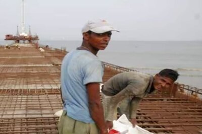 Rising Trend: Informal Workers Choose Career Potential Over Wages, Says Report