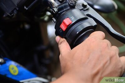 How to Use the Clutch on a Motocross Bike