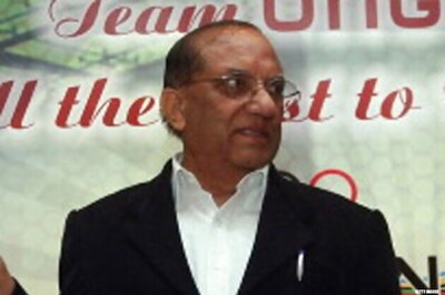 Apex Muslim body serves legal notice to VK Malhotra