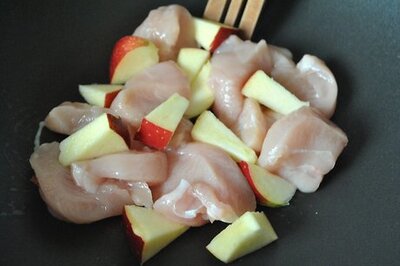 How to Serve Apples at Dinner