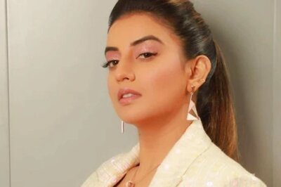 Bhojpuri Actress Akshara Singh Wreaks Havoc In This Sizzling Dance Number