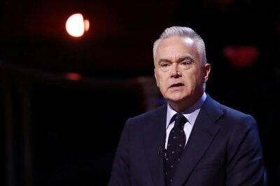 Top BBC News Anchor Huw Edwards Resigns After Sex Photos Row