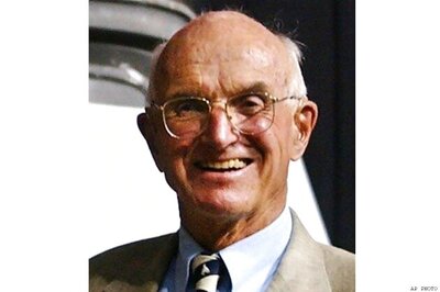 Transplant doctor, Nobel winner Murray dies in Boston