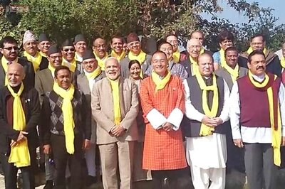 Modi, Sharif shake hands at SAARC retreat but no end to logjam over pacts