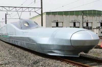 Japan Bullet Train Runs at 280 Km/Hr with One of Its Doors Open; 'Human Error' Blamed