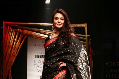 Lakme Fashion Week 2017: Preity Zinta Turns The Perfect Muse For Sanjukta Dutta