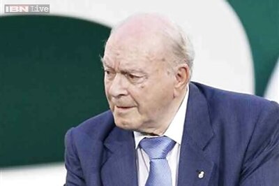 Real Madrid great Di Stefano dies, aged 88