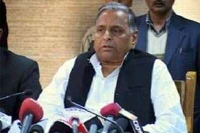 78 MLAs quit, Mulayam still confident