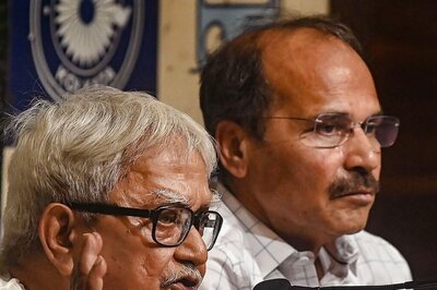 'Minority Factor': In Bengal, 6 Lok Sabha Seats to Witness Tough Fight Among INDIA Bloc Allies