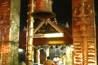 Temple Priest Writes Abusive Facebook Post Against Kerala Minister Over Sabarimala Issue; Suspended