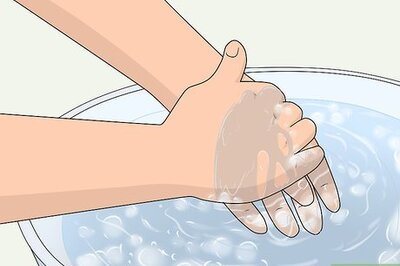 How to Clean Eyeglasses Frames