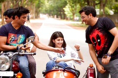 Sanjana Sanghi Shares Unseen Picture of Sushant Singh Rajput from Dil Bechara Sets