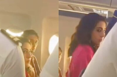 Sara Ali Khan Gets Angry As Air Hostess Spills Juice on Her Dress; SHOCKING Video Goes Viral | Watch
