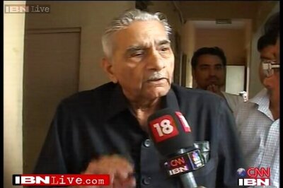 Differences in AAP come to the fore again as Bhushan questions Kejriwal's skills