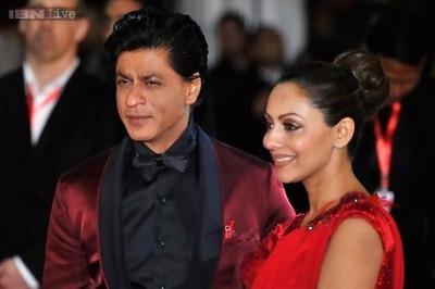 Shah Rukh Khan thanks wife Gauri on her birthday