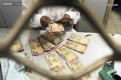 Rupee ends marginally higher by 3 paise at 68.58 against US dollars