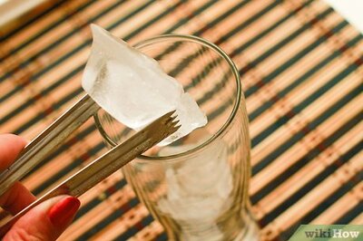 How to Make an AMF Cocktail