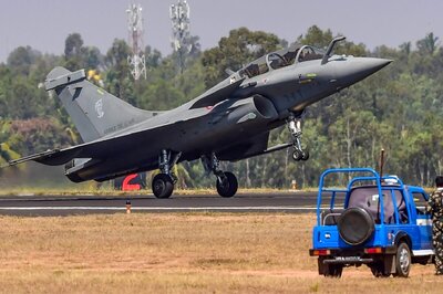 IAF Chief to Receive 5 Rafale Fighter Jets When They Touch Down at Ambala Airbase on Wednesday