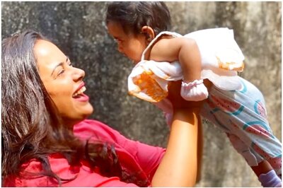 Happy Birthday Sameera Reddy: 7 Pictures that Show the Actress is Blessed to Have Baby Girl Nyra