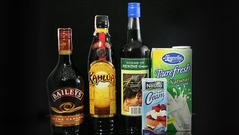 How to Make a Frozen Leprechaun Drink