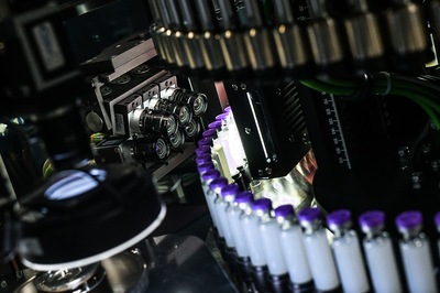 Scientists Worry About Political Influence Over Coronavirus Vaccine Project