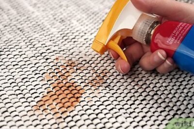 How to Dry Clean a Carpet at Home
