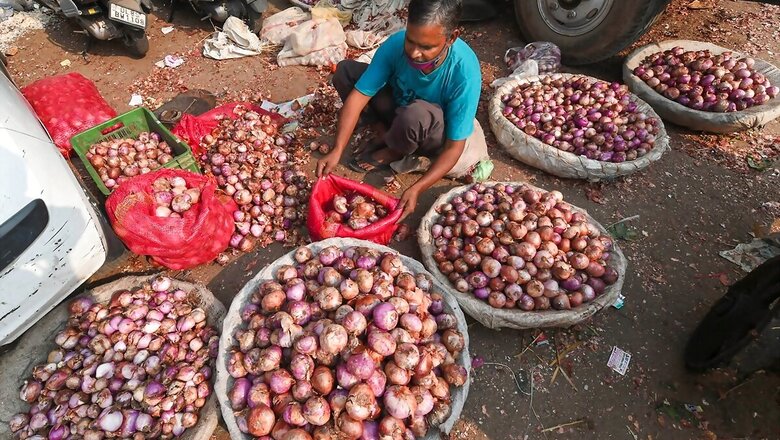 Govt to Boost Buffer Stock of Onion by 100 per cent to Avert Price Rise of Kitchen Staple