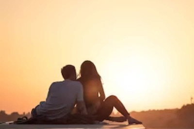 App Reveals 77% Of Indians Find A Potential Partner Who Is A Voter Attractive