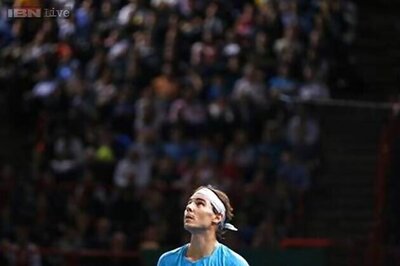 Rafa Nadal on track for elusive Paris Masters title