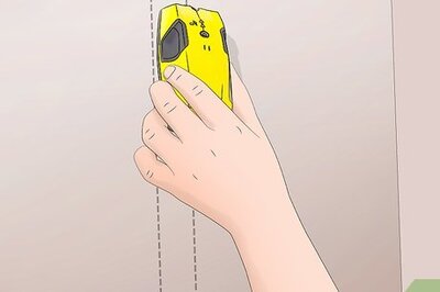 How to Hang a Wall Clock