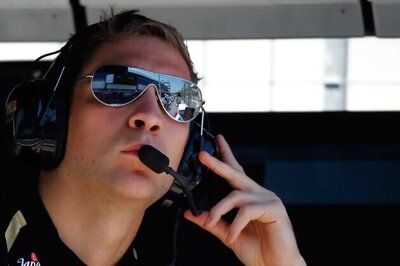 Petrov expects F1 decision next week