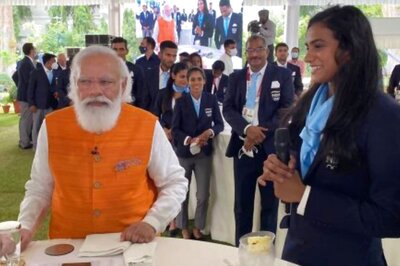 PM Modi Fulfills His Promise of Ice Cream with PV Sindhu