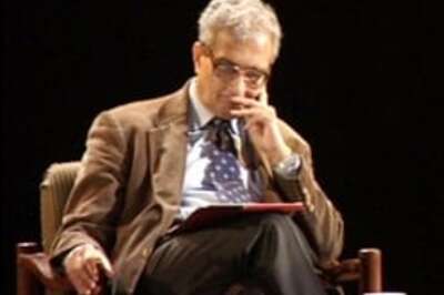 Amartya Sen critises govt for overlooking social ills