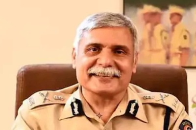 Ex-Mumbai Police Commissioner Sanjay Pandey Sent to ED Custody in Phone Tapping Case