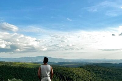 Hrithik Roshan Drops War 2 Set Pic from Italy, Saba Azad Comments 'My Love'; See Viral Post