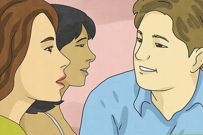 How to Make Out with a Random Girl
