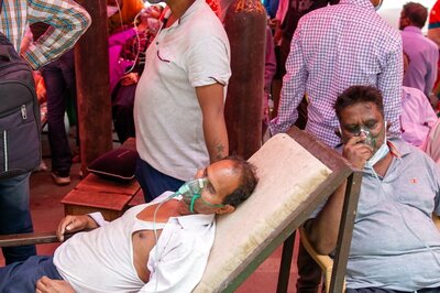 Rising Omicron Curve and Fears of Fading Immunity: Decoding Timing of Modi's Big Vaccine Announcement