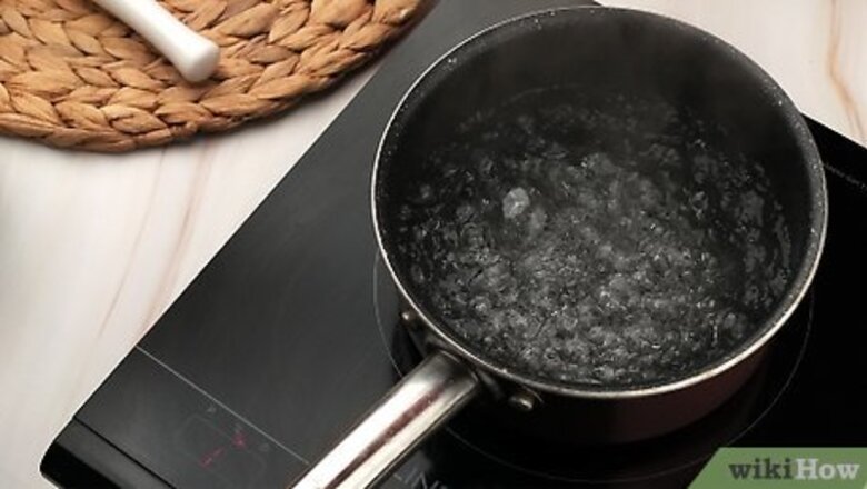 How to Make Natural Hairspray