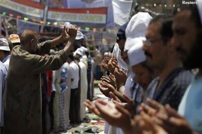 Brotherhood holds protest day as Egypt cabinet starts work