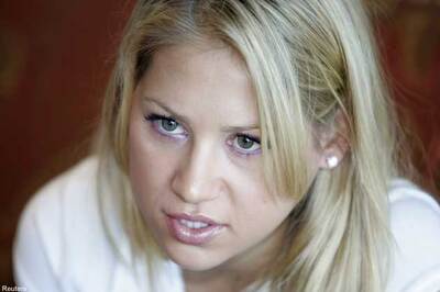 Kournikova enters Wimbledon legends' event