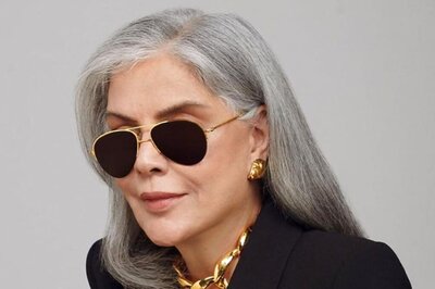 Zeenat Aman Celebrates 500K Followers On Instagram; Asks Fans Not To Take Social Media Seriously