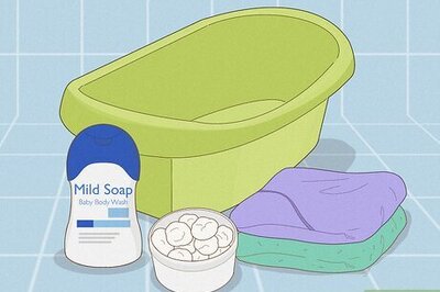 How to Bathe a Baby Boy