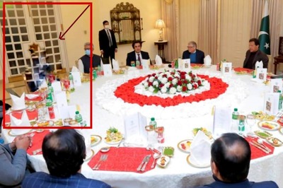 ISI Chief Wants To Remain Unseen, Forces Imran To Edit Him Out Of Photo With Bill Gates