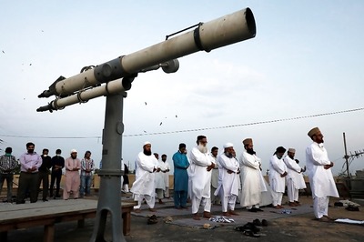 Pakistan's Sindh Province Bans Prayer at Mosques During Ramadan as Virus Tally Crosses 11,000-mark