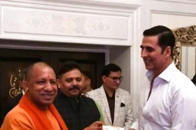 Akshay Kumar Meets Yogi Adityanath, Says Bollywood 'Waiting for Opening of UP Film City'