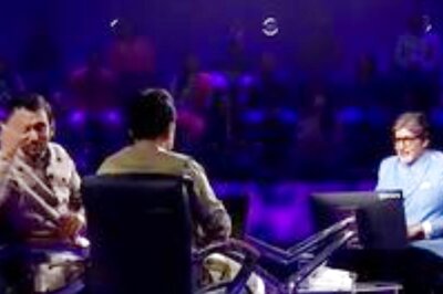 KBC 13: Pratik Gandhi Blows a Kiss to His Wife, Amitabh Bachchan Applauds the Couple