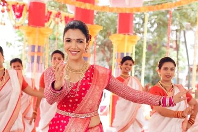 Shriya Pilgaonkar Shares Behind-the-scenes From Her Navra Maza Navsacha 2 Cameo