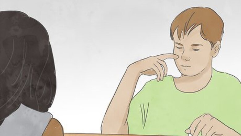 How to Get a Guy to Ask You to a Dance As a Preteen