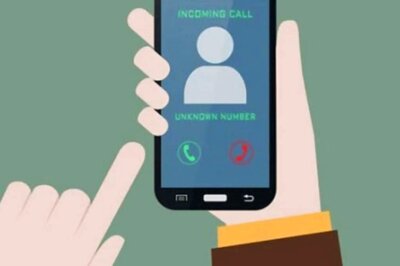 Tech Talk | Think Twice Before Sharing Personal Info at Food, Shopping Outlets; Data Vulnerable to Scammers